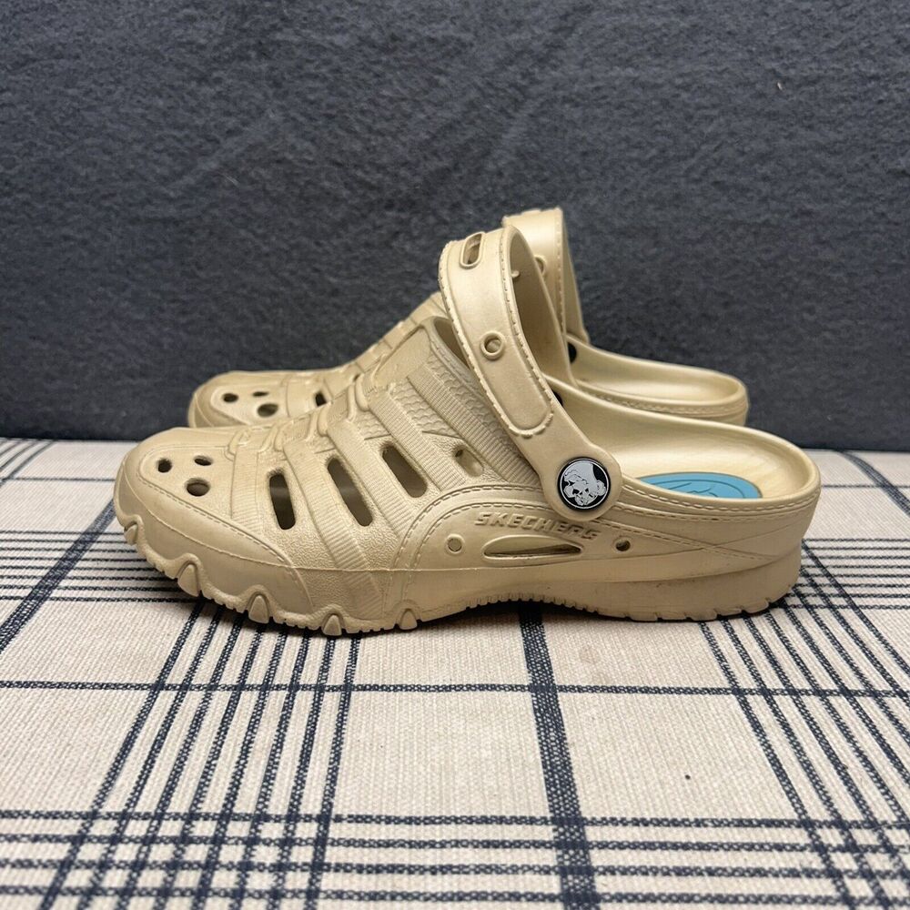 Size 7-Sketchers Cali Gear Lightweight Clog